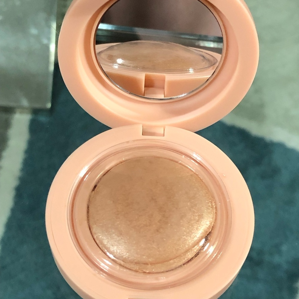 Kaja Mochi Glow